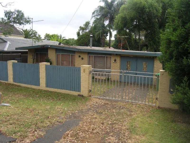 8 Lisarow Street, Lisarow NSW 2250