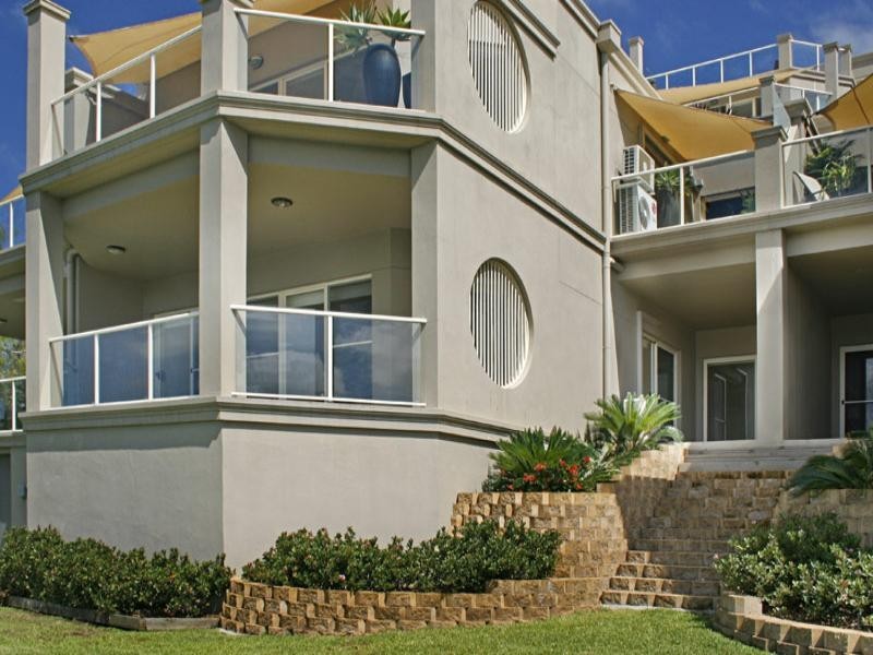 3/3-7 Wharf Street, East Gosford NSW 2250