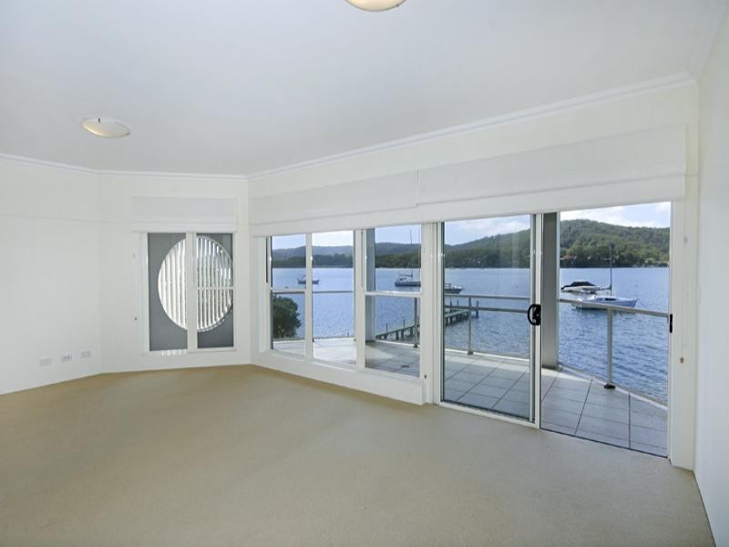3/3-7 Wharf Street, East Gosford NSW 2250