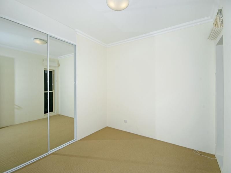 3/3-7 Wharf Street, East Gosford NSW 2250