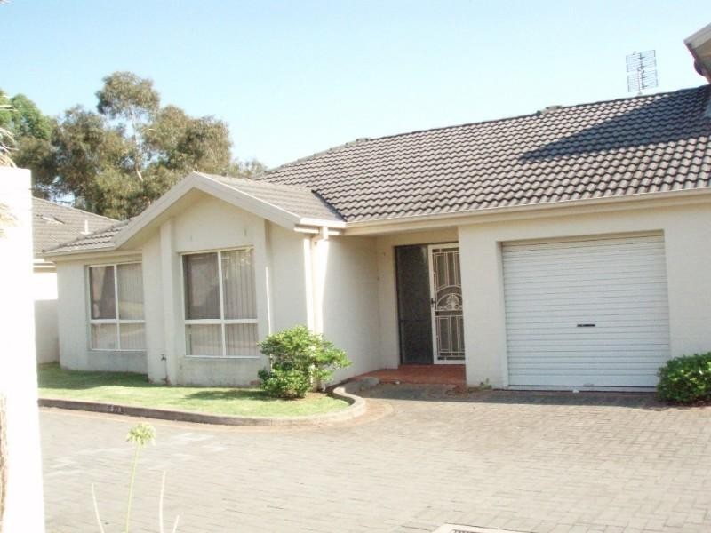 4/4 Parsons Road, Lisarow NSW 2250