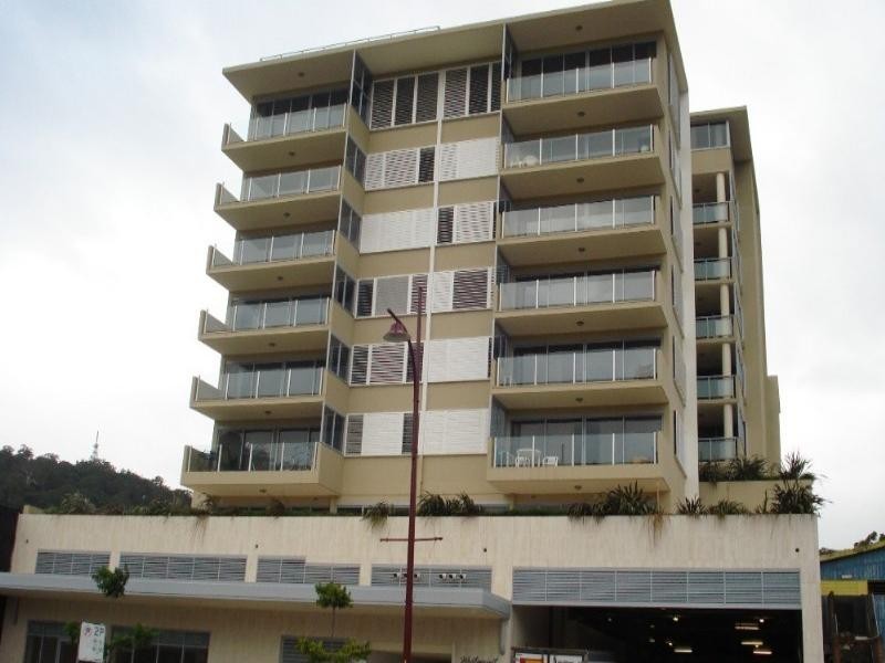 26/12 Baker Street, Gosford NSW 2250