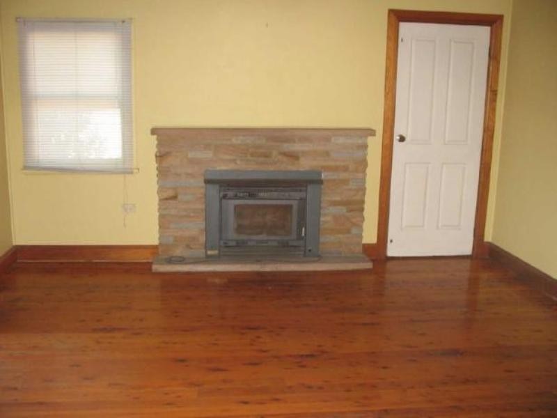 34 Waratah Street, East Gosford NSW 2250