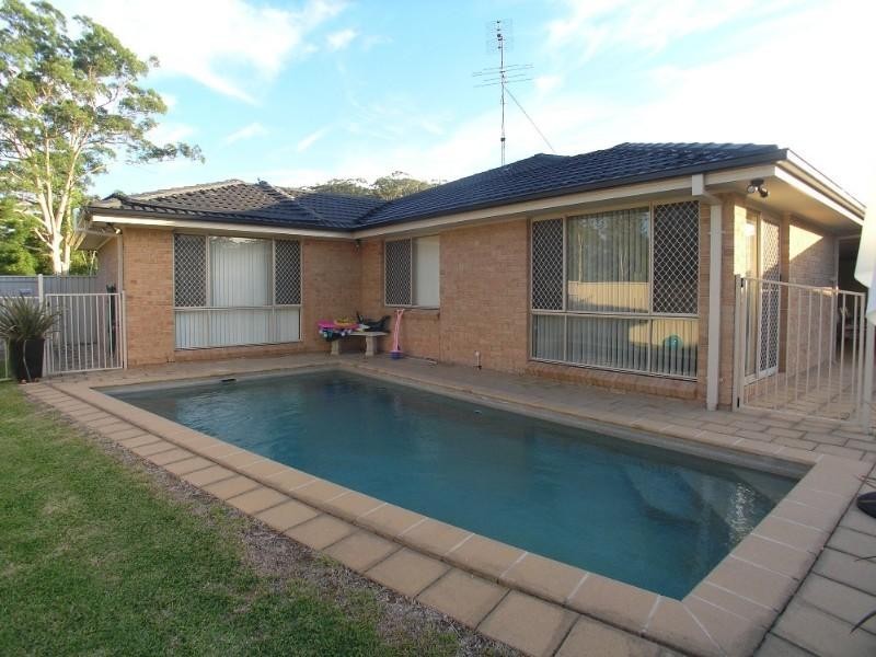 23 The Valley Way, Lisarow NSW 2250