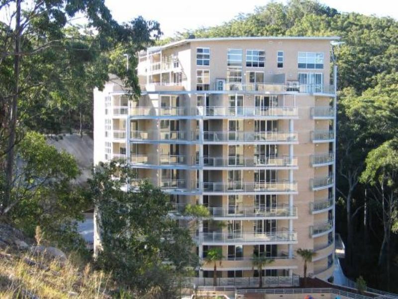484/80 John Whiteway Drive, Gosford NSW 2250