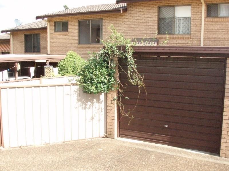 8/15 Lynn Avenue, Gosford NSW 2250