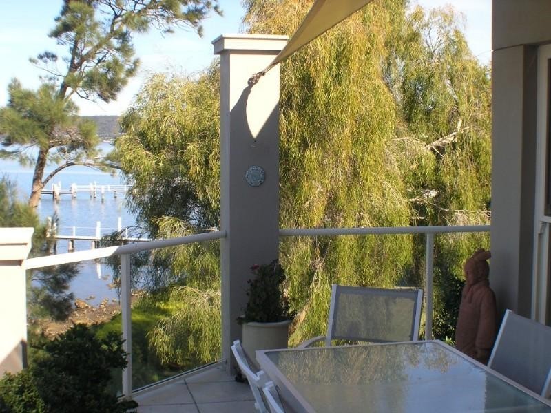 8/3-7 Wharf Street, East Gosford NSW 2250
