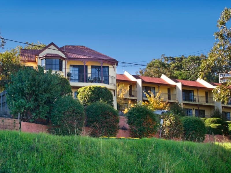 1/4 Broadview Avenue, Gosford NSW 2250