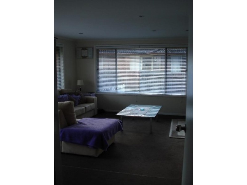 12 Tanunda Close, Narara NSW 2250