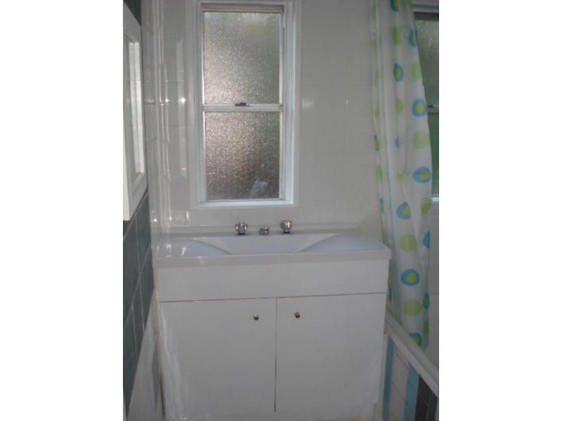 38 Donnison Street, Gosford NSW 2250