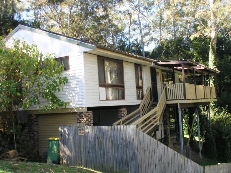 13 Adnamira Close, Wyoming NSW 2250