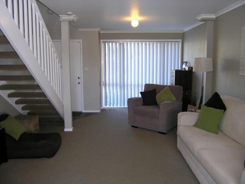 3/33 Hills Street, Gosford NSW 2250