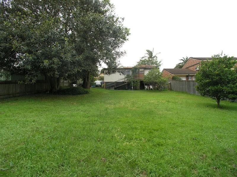 130 Albany Street, Point Frederick NSW 2250