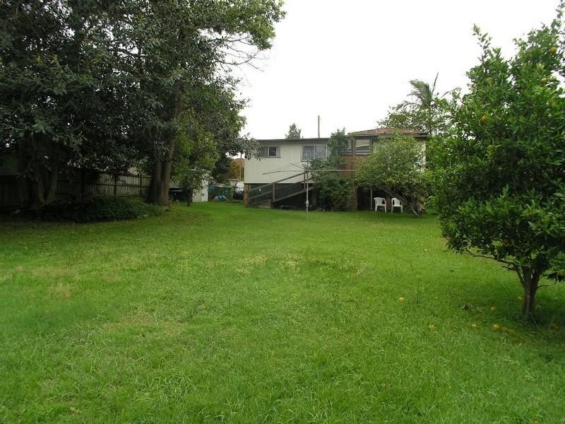 130 Albany Street, Point Frederick NSW 2250