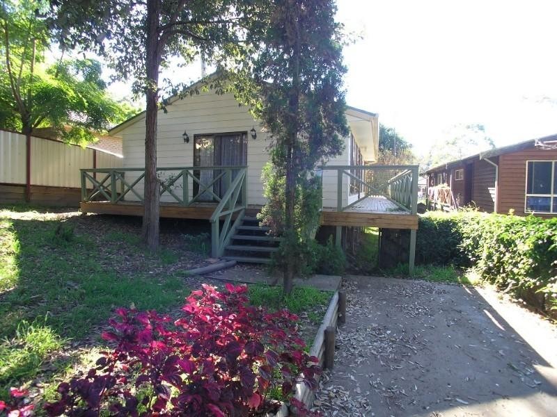 17 Lakala Avenue, Springfield NSW 2250