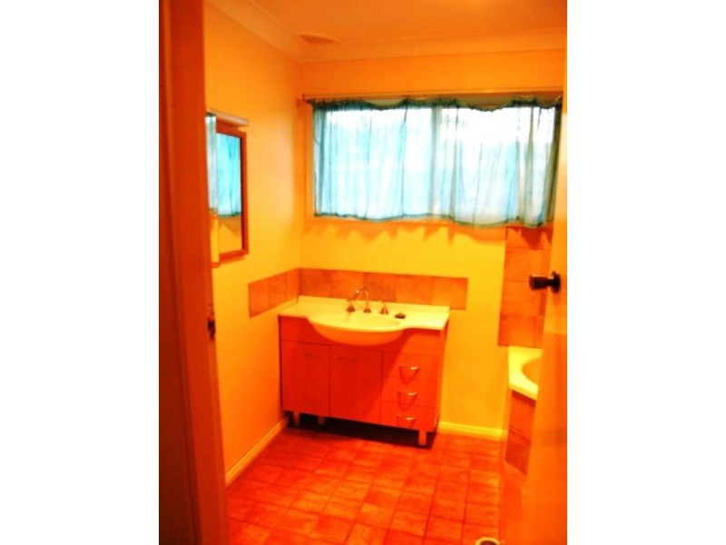 Berkeley Vale NSW 2261