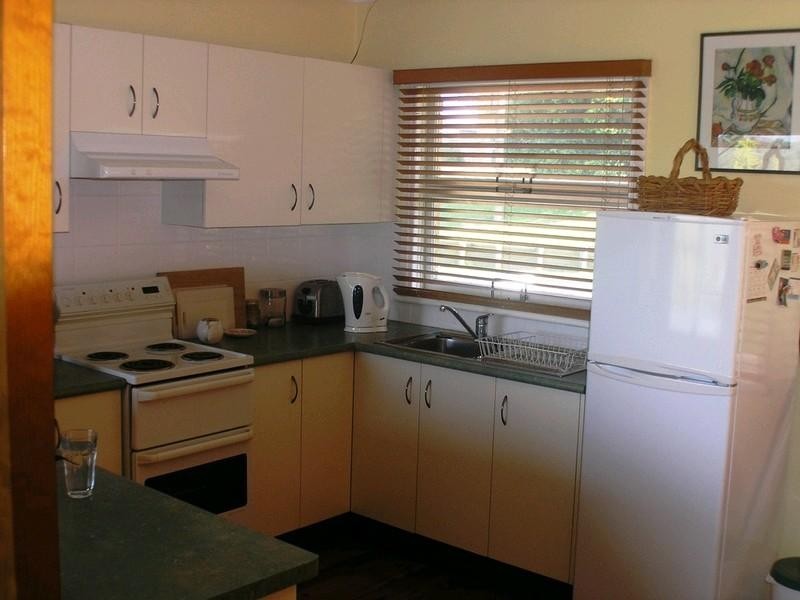 1/61 Wyoming Avenue, Wyoming NSW 2250