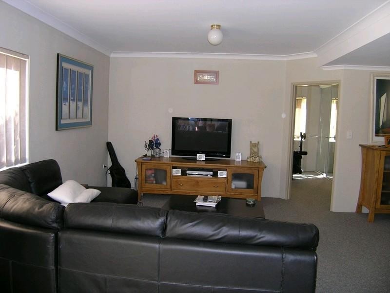 7/2-4 Mulkarra Avenue, Gosford NSW 2250