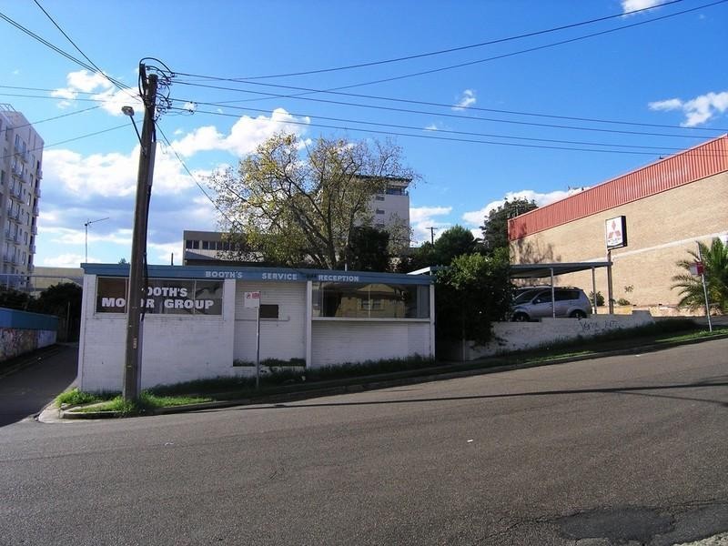 134-136 Faunce Street, Gosford NSW 2250