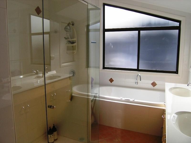 23 Caroline Street, East Gosford NSW 2250