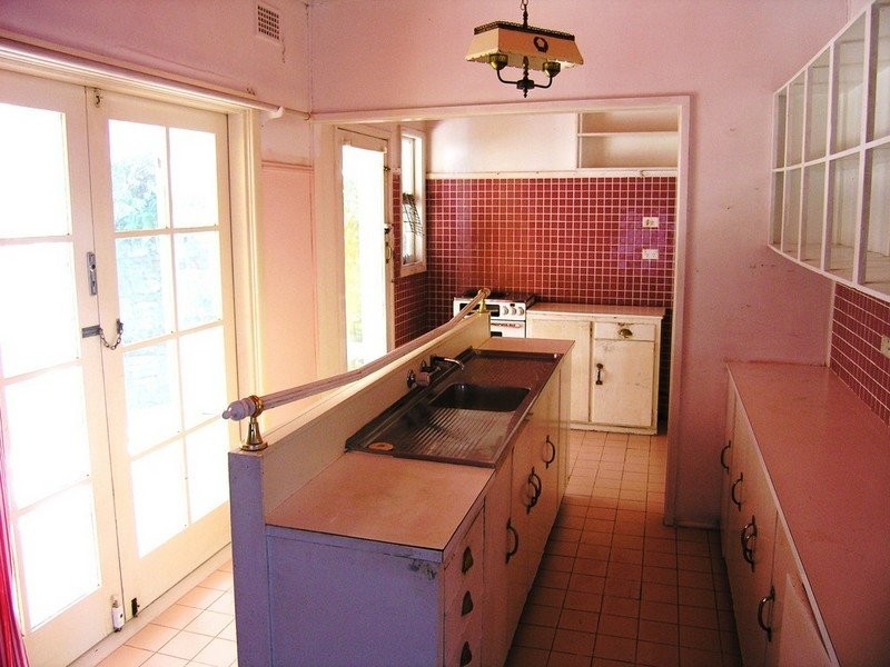 18 Kendall Street, Gosford NSW 2250