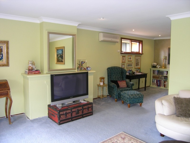 14 Holcombe Avenue, Narara NSW 2250
