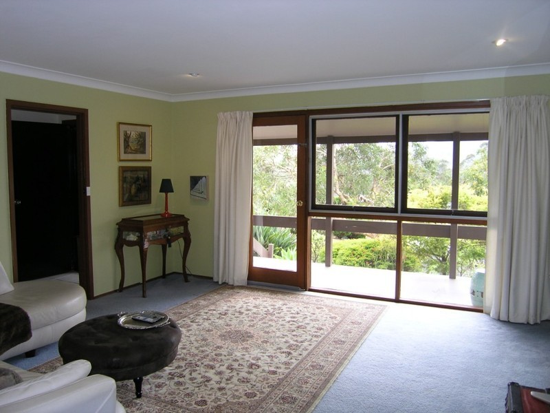 14 Holcombe Avenue, Narara NSW 2250