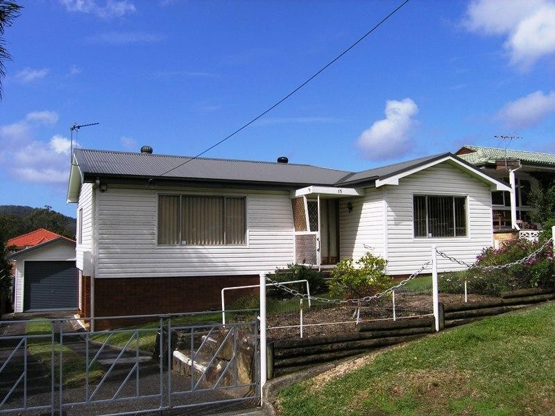 15 Holcombe Avenue, Narara NSW 2250