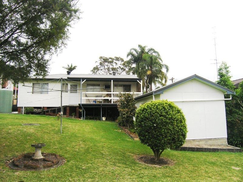 15 Holcombe Avenue, Narara NSW 2250