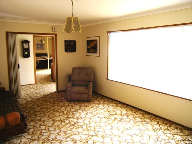 15 Holcombe Avenue, Narara NSW 2250