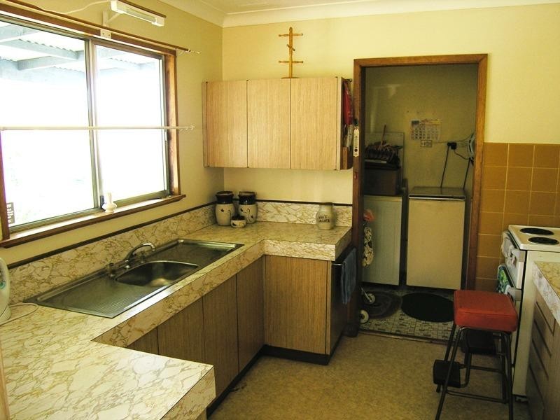 15 Holcombe Avenue, Narara NSW 2250