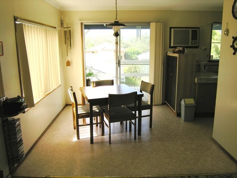 15 Holcombe Avenue, Narara NSW 2250