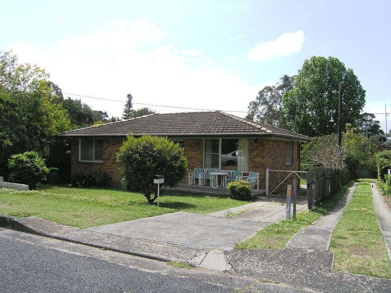 4 Sinclair Street, Gosford NSW 2250