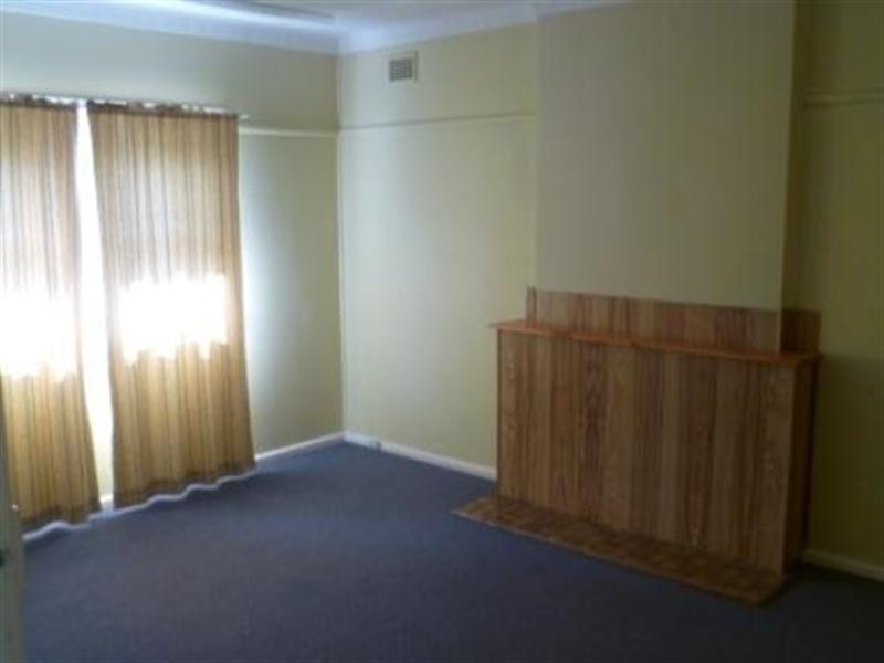 211 Gertrude Street, North Gosford NSW 2250