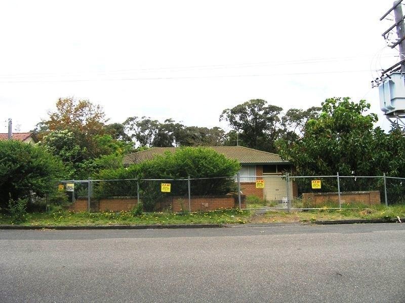 1 and 3 Morris Street, Umina Beach NSW 2257