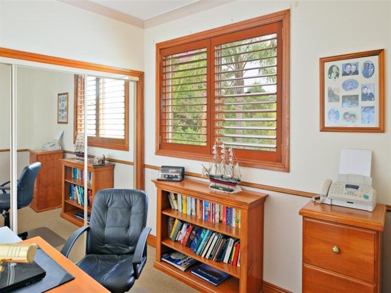 61 Deane Street, Narara NSW 2250
