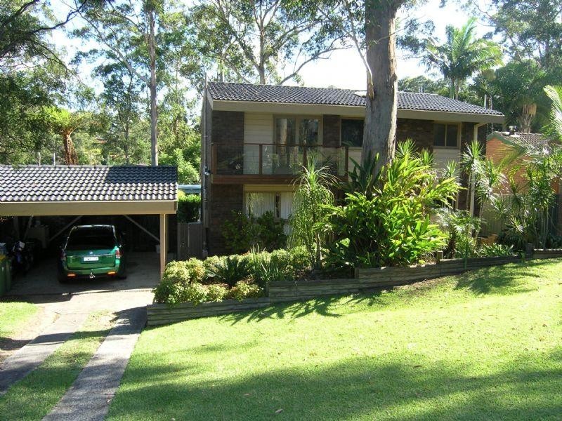 18 Valley View Road, Wyoming NSW 2250