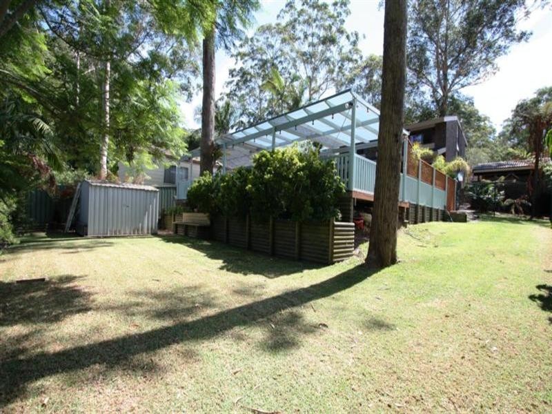 18 Valley View Road, Wyoming NSW 2250