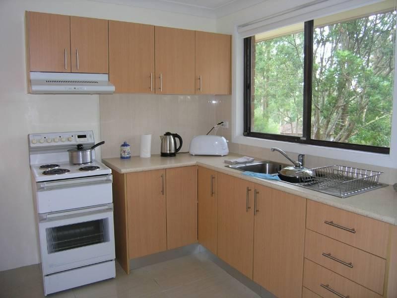 16 Holland Close, Springfield NSW 2250