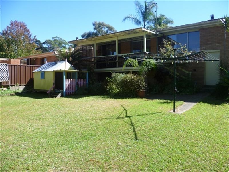 4 Elissa Crescent, Wyoming NSW 2250