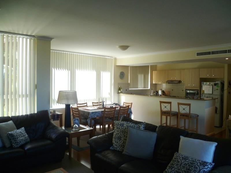 204/97-99 John Whiteway Drive, Gosford NSW 2250