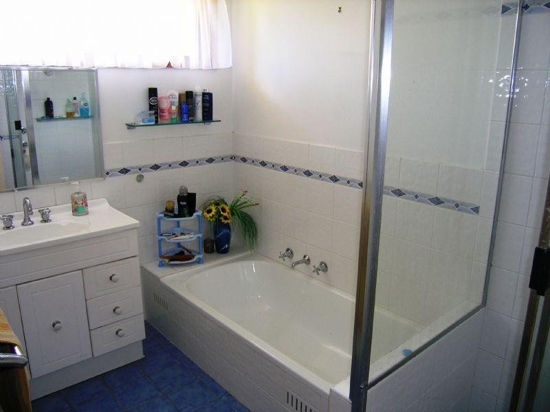 1 Koninderie Parade, Narara NSW 2250