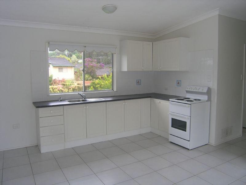 4 Blue Waters Parade, Tascott NSW 2250