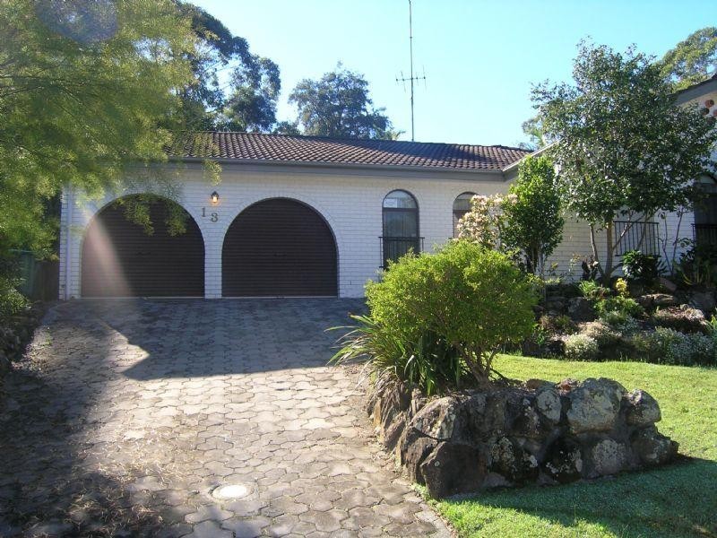 13 Greenwood Avenue, Berkeley Vale NSW 2261