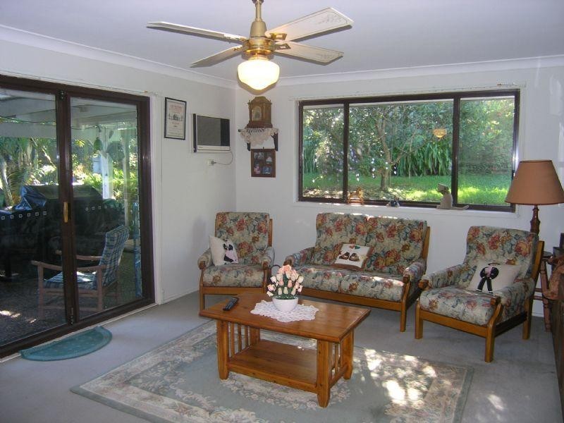 13 Greenwood Avenue, Berkeley Vale NSW 2261