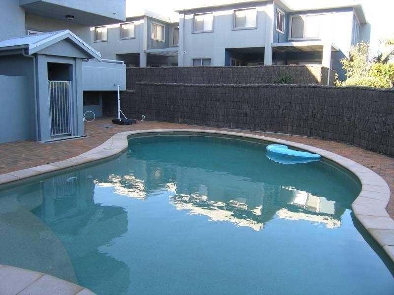 25/13 Moore Street, West Gosford NSW 2250