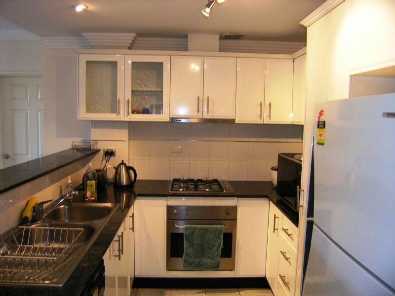 9/187-189 Albany Street, Point Frederick NSW 2250