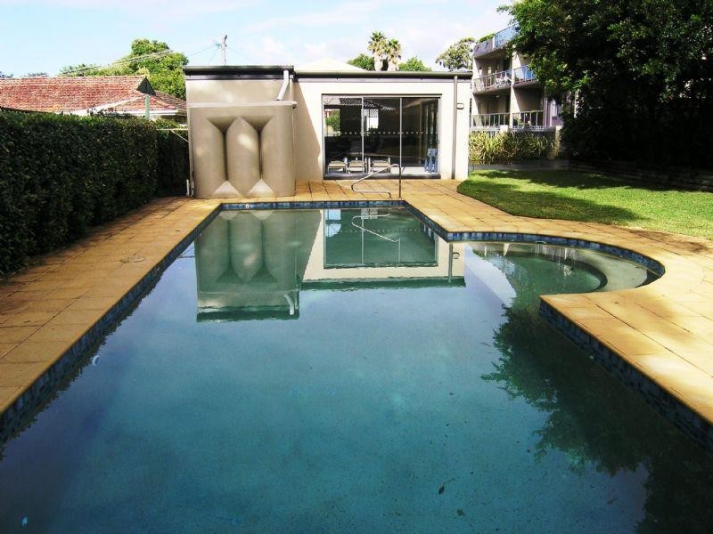 9/187-189 Albany Street, Point Frederick NSW 2250