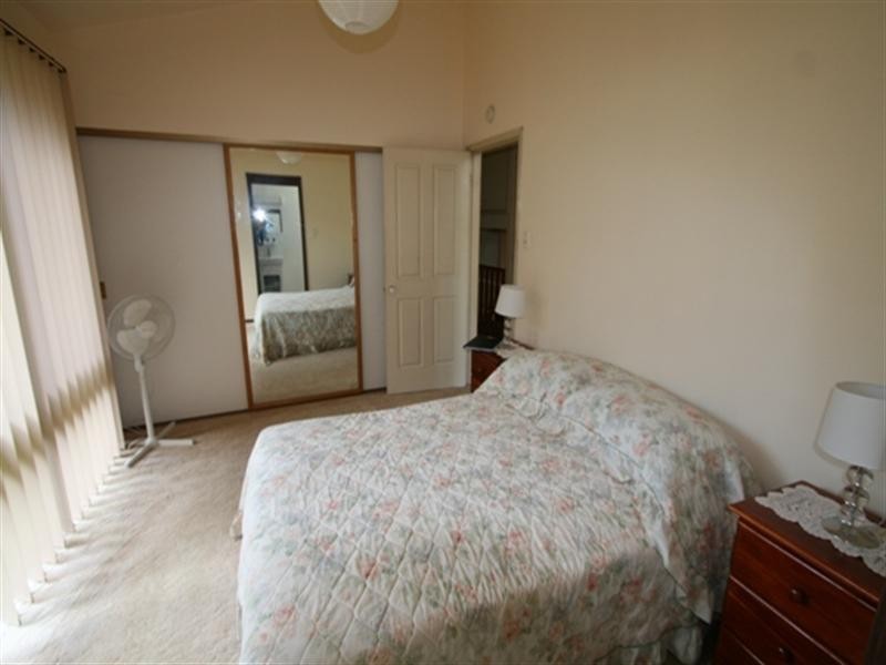 35 Washington Avenue, Niagara Park NSW 2250