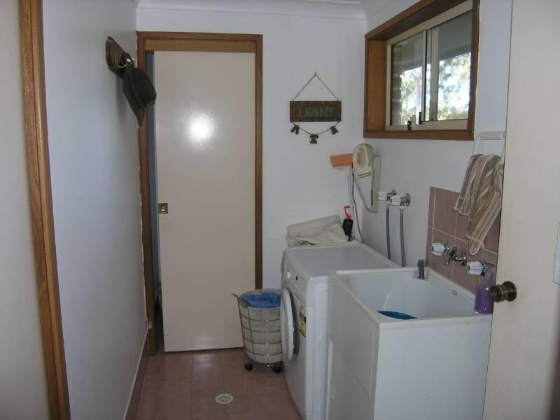 14 Valley View Road, Wyoming NSW 2250